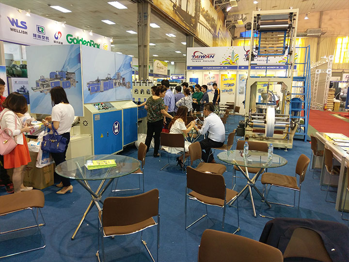 DIPO Plastic Machine Co., Ltd.vietnam exhibition 2017