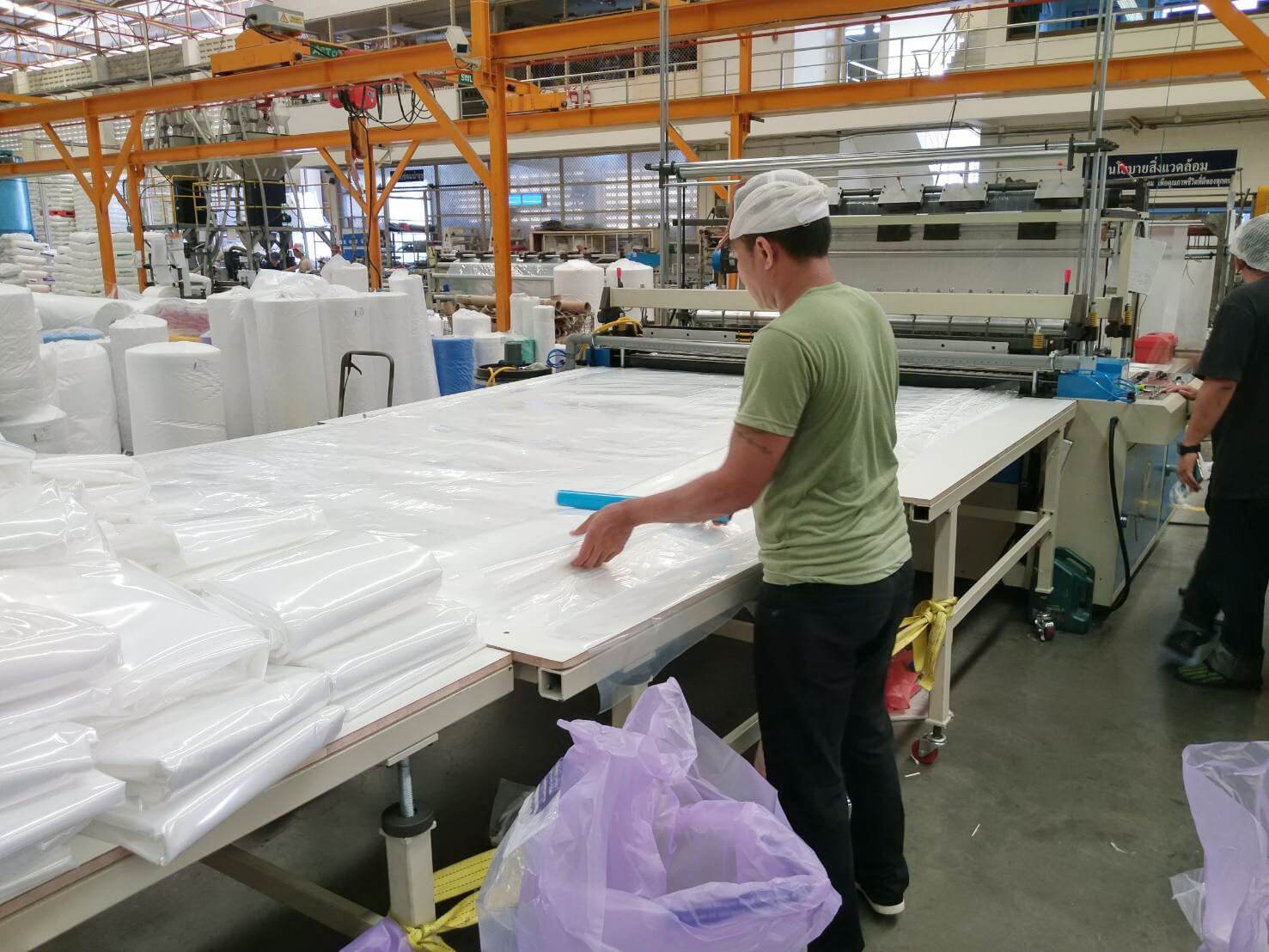 Our Thailand customer ordered a Extra Long Flat Bag Making Machine in order to satisfy the demand to produce bed bags.