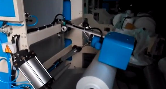 Our Turkey customer ordered a automatic T-Shirt bag making machine. (HG2P - 502SA)