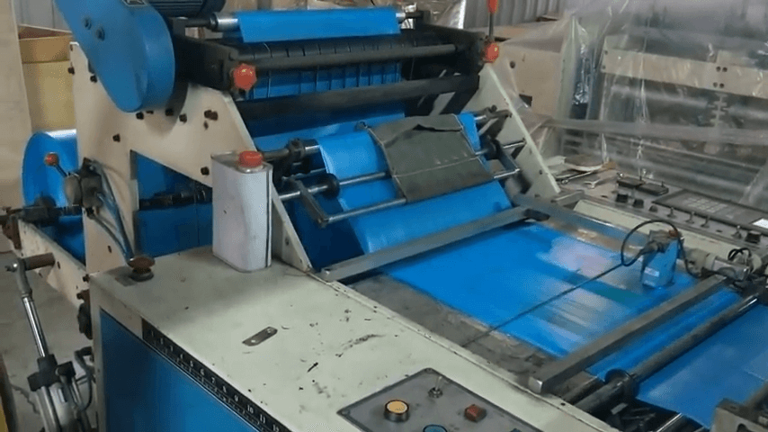 Plastic bag sealing machine over twenty years Upgrade with customer needs.