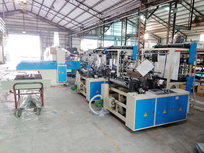 Russian customers add 4 more DIPO bag making machines.