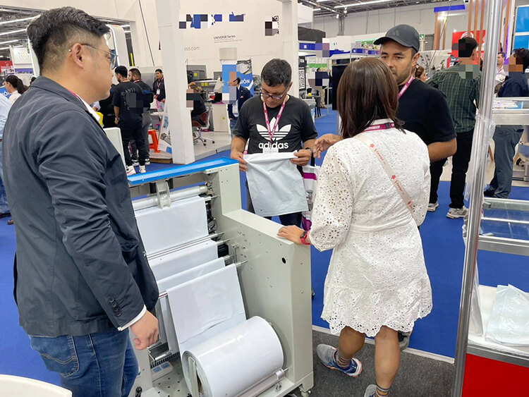 Công ty DIPO Plastic Machinery sẽ tham gia triển lãm EXPO PLASTICOS 2026 từ ngày 24 đến 26 tháng 3. Day 3