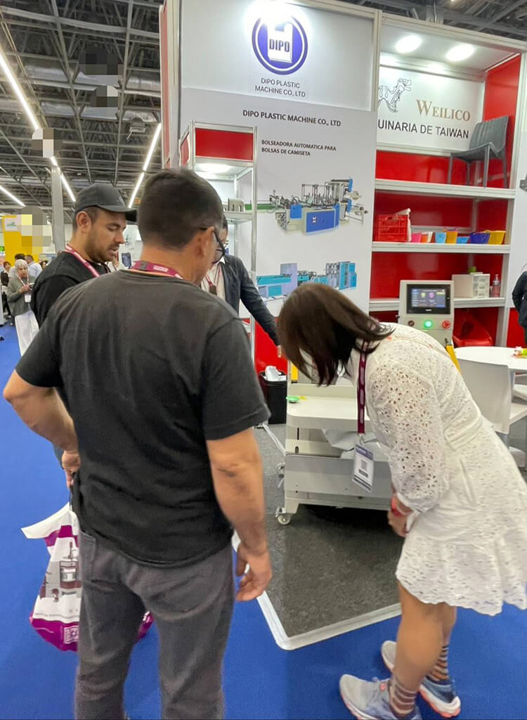 Công ty DIPO Plastic Machinery sẽ tham gia triển lãm EXPO PLASTICOS 2026 từ ngày 24 đến 26 tháng 3. Day 3