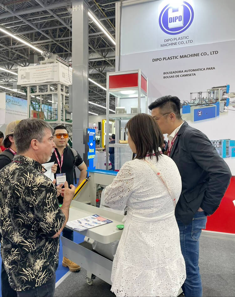 Công ty DIPO Plastic Machinery sẽ tham gia triển lãm EXPO PLASTICOS 2026 từ ngày 24 đến 26 tháng 3. Day 3