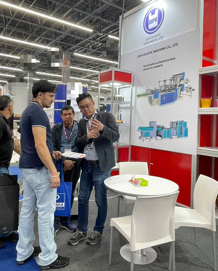 Công ty DIPO Plastic Machinery sẽ tham gia triển lãm EXPO PLASTICOS 2026 từ ngày 24 đến 26 tháng 3. Day 3